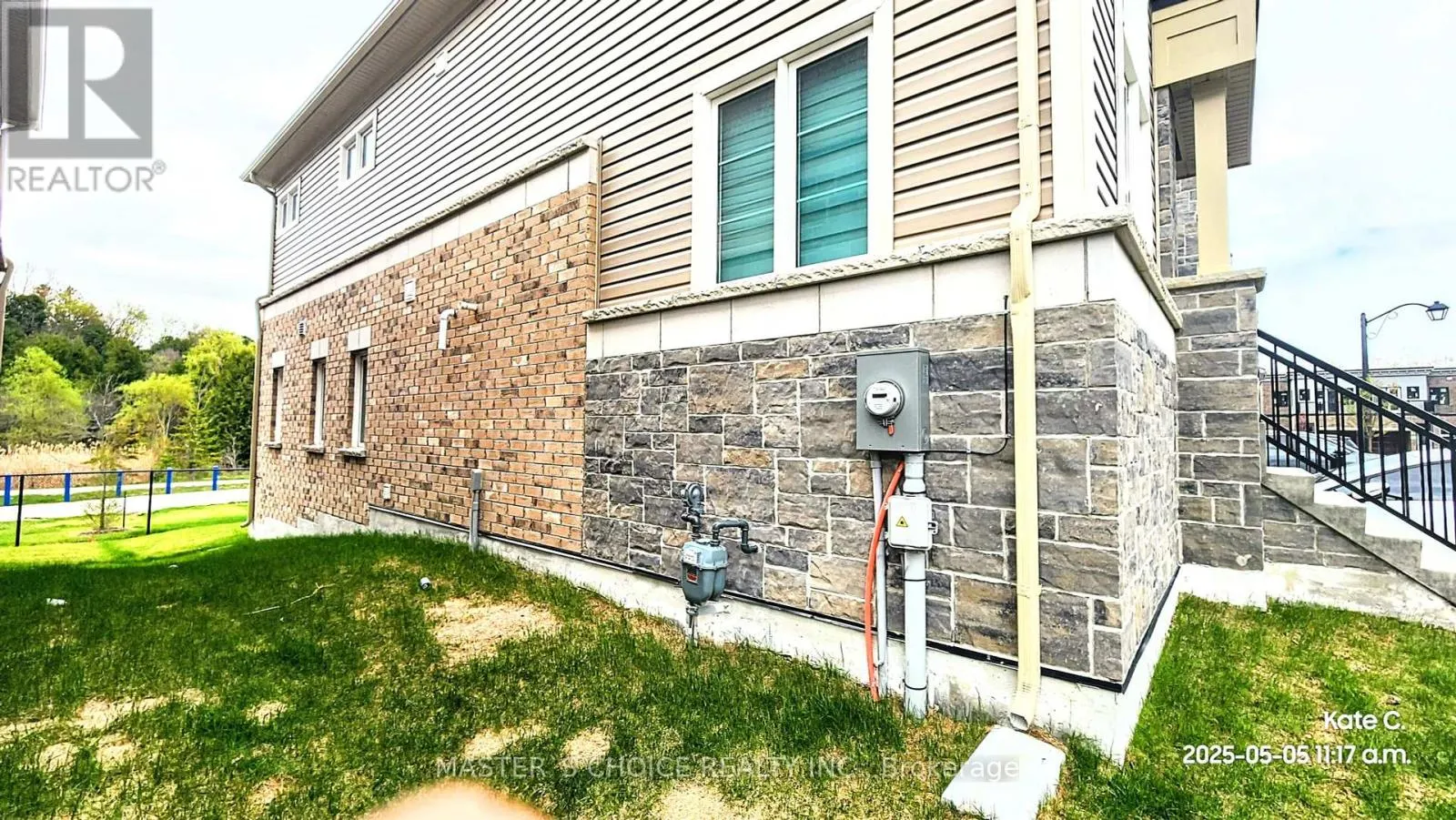 92 LYALL STOKES CIRCLE