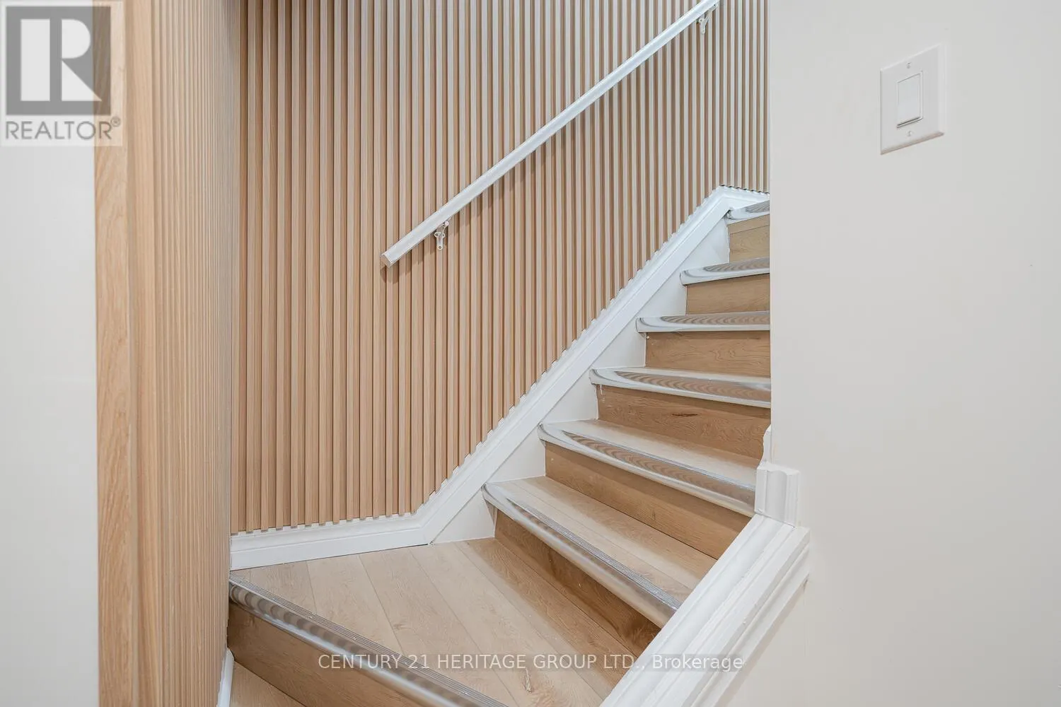 254 DEMAINE CRESCENT