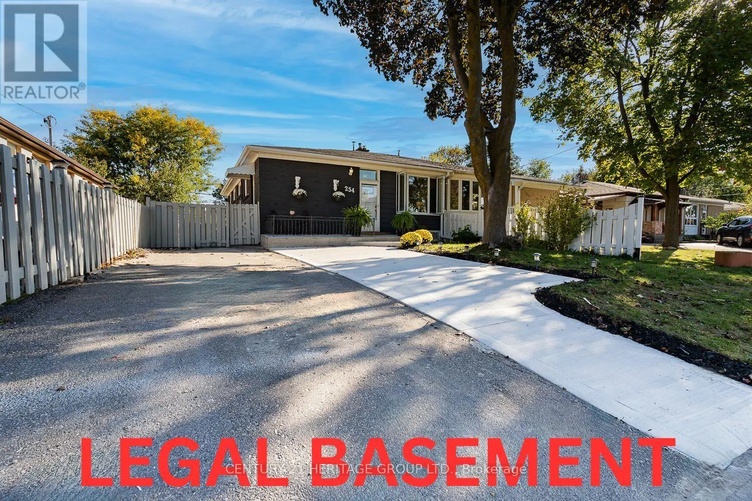 254 DEMAINE CRESCENT