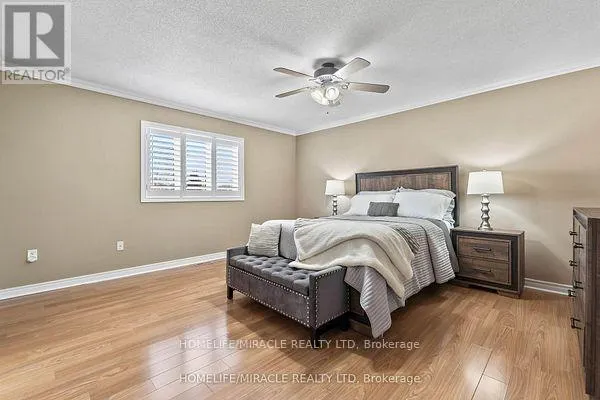 32 ALBERT ROFFEY CRESCENT