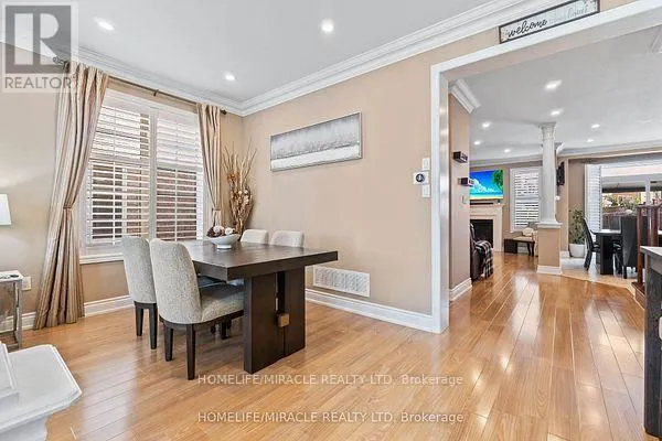 32 ALBERT ROFFEY CRESCENT