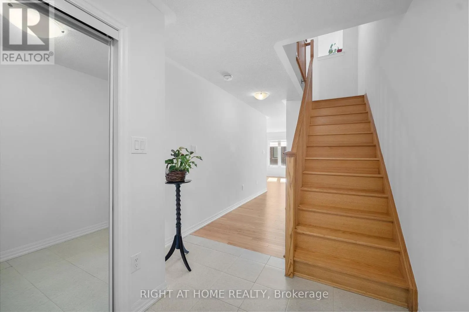 55 DELANO WAY