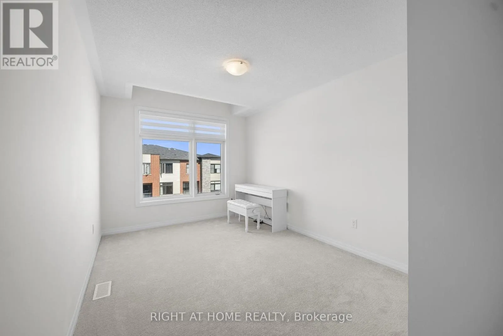 55 DELANO WAY