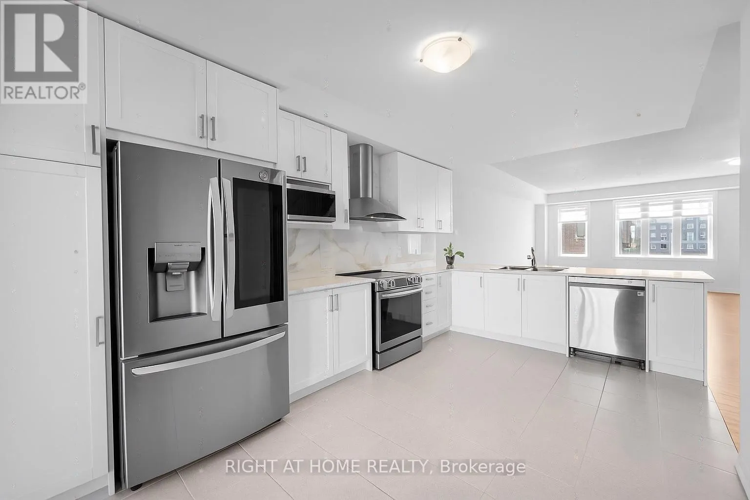 55 DELANO WAY