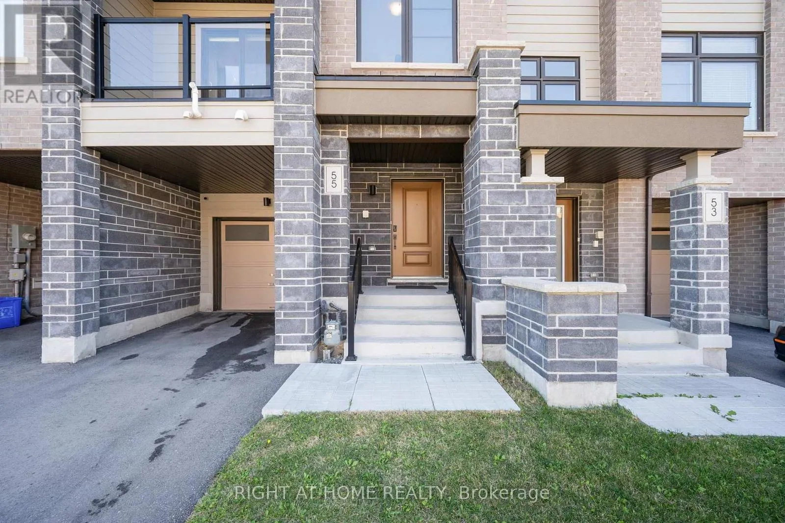 55 DELANO WAY