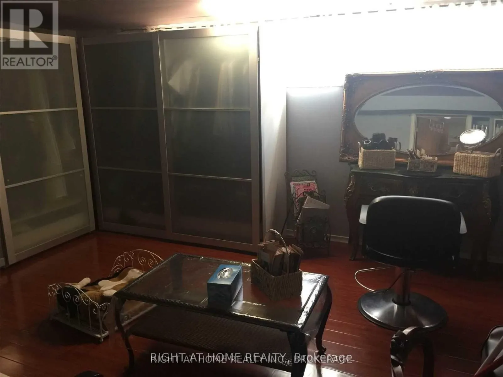 BSMNT - 52 DUNNING AVENUE