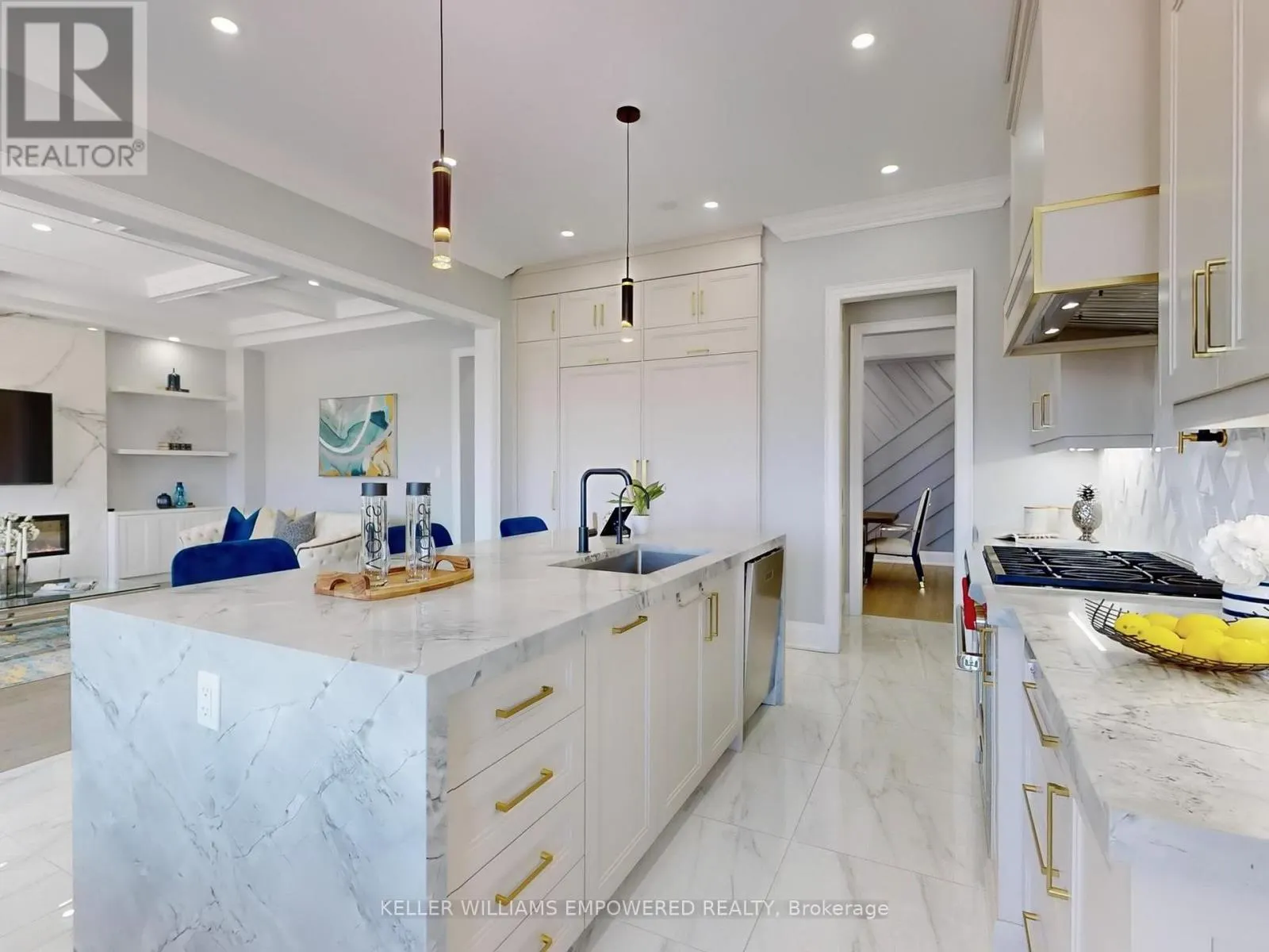 266 TOUCH GOLD CRESCENT