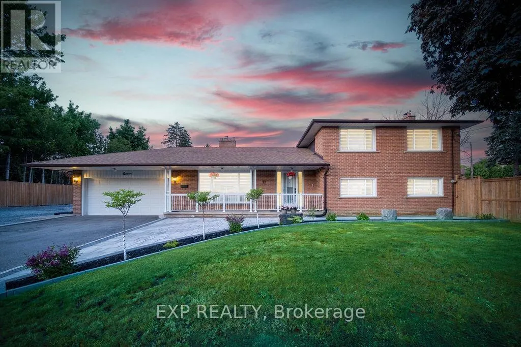 11 LILLIAN AVENUE