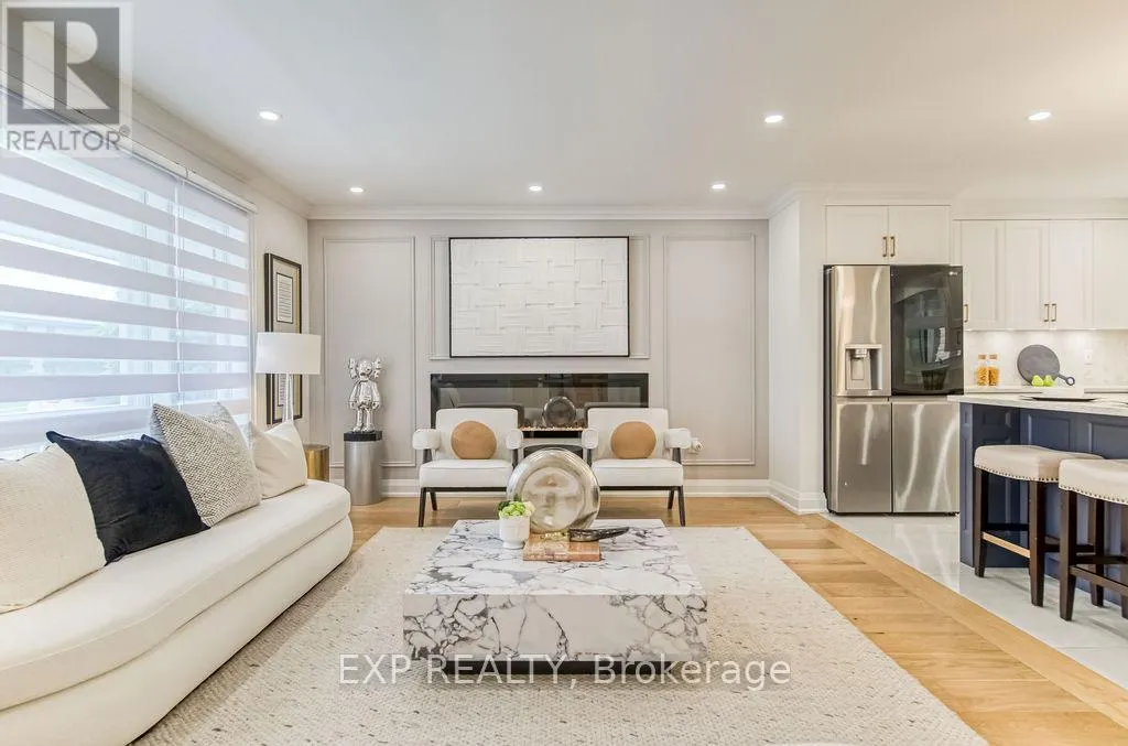 11 LILLIAN AVENUE
