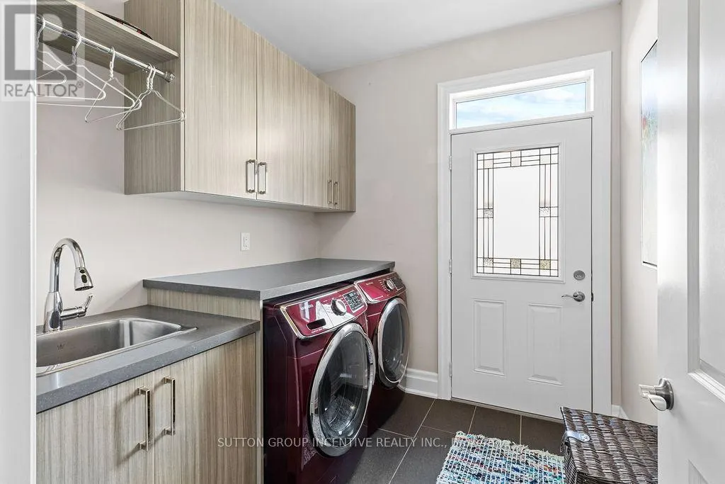 327 SUNNYBRAE AVENUE