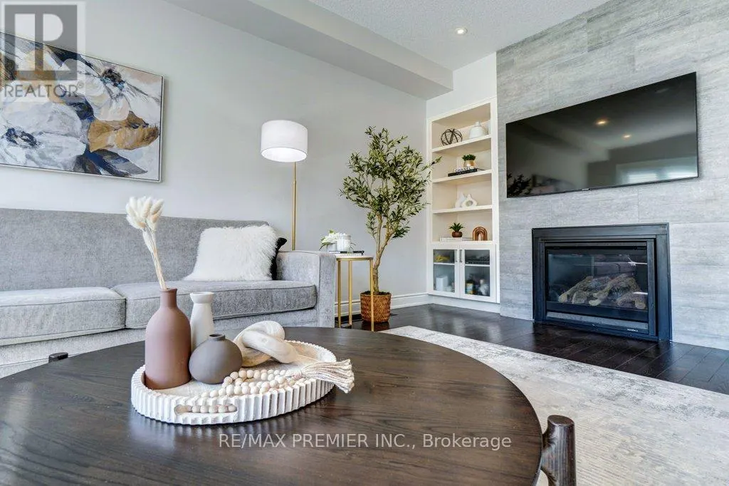 15 KINCARDINE STREET