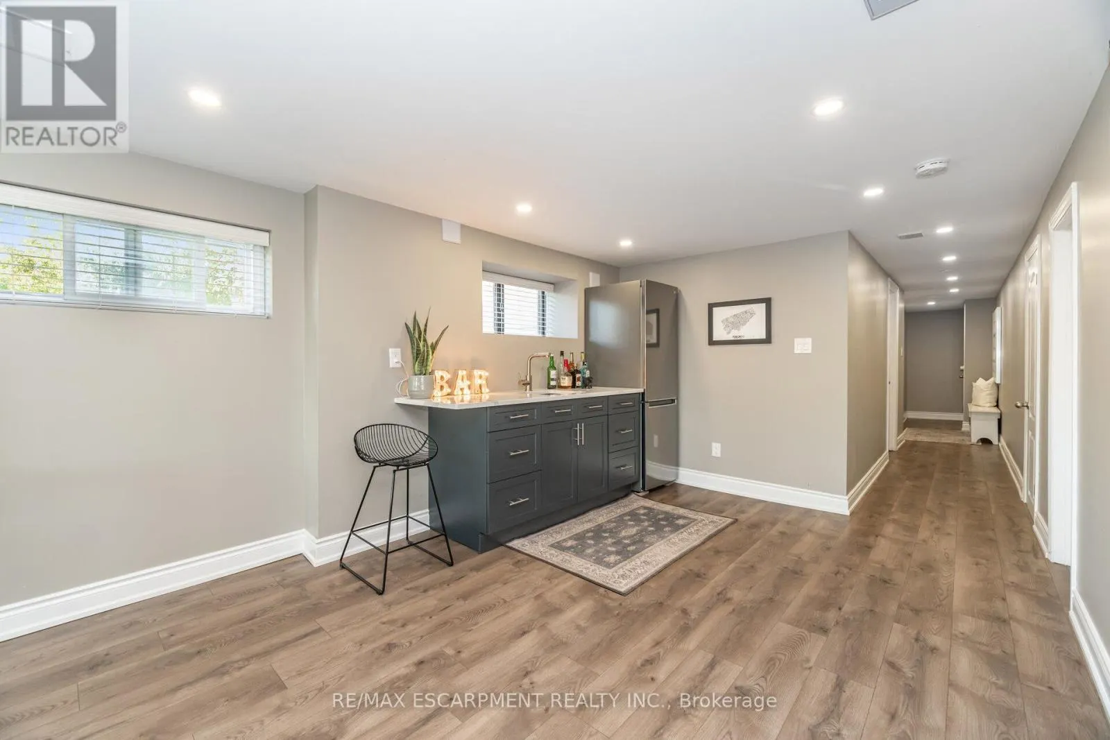 154 RAINBOW DRIVE