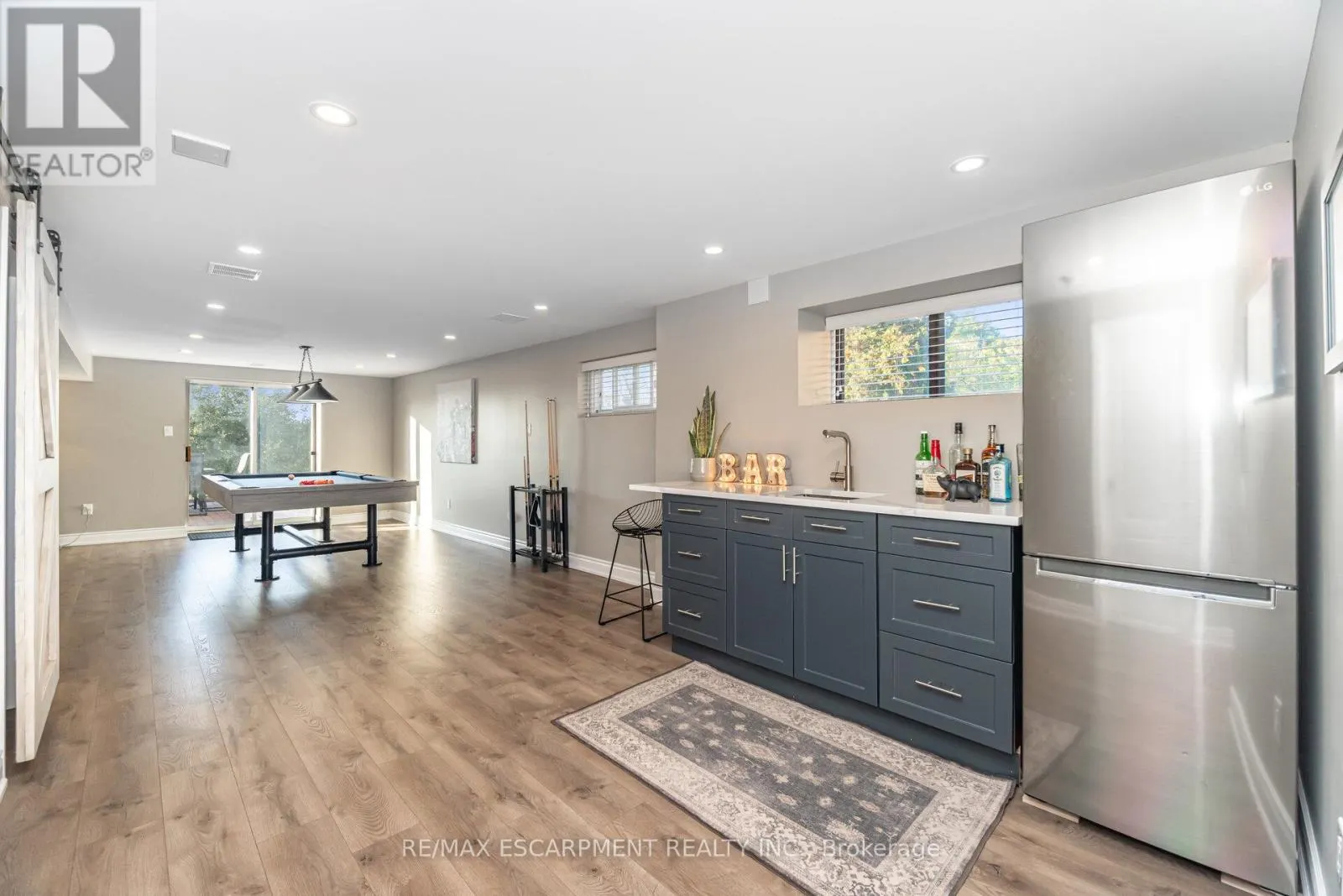 154 RAINBOW DRIVE