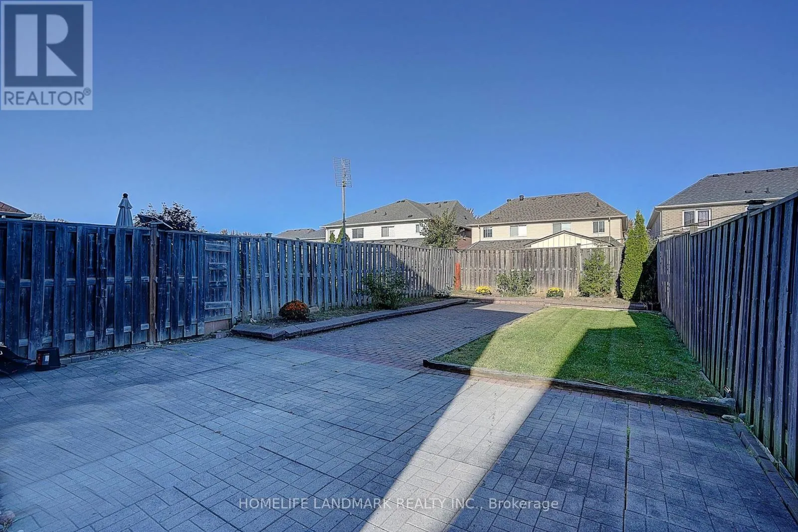 21 RAINTREE DRIVE