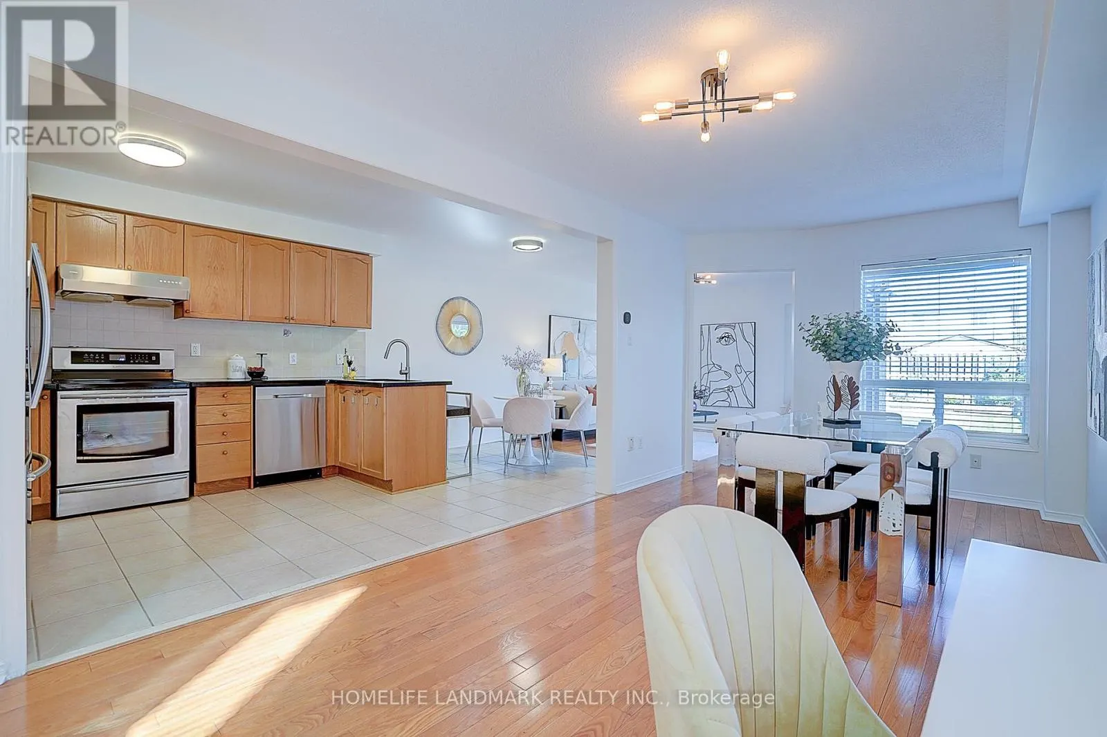 21 RAINTREE DRIVE