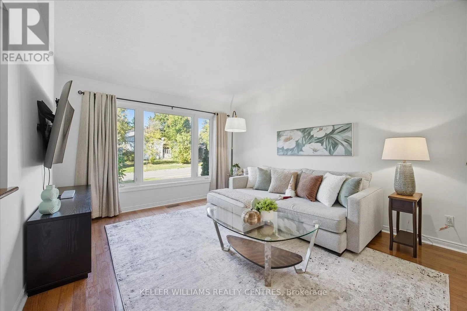 916 ELGIN STREET