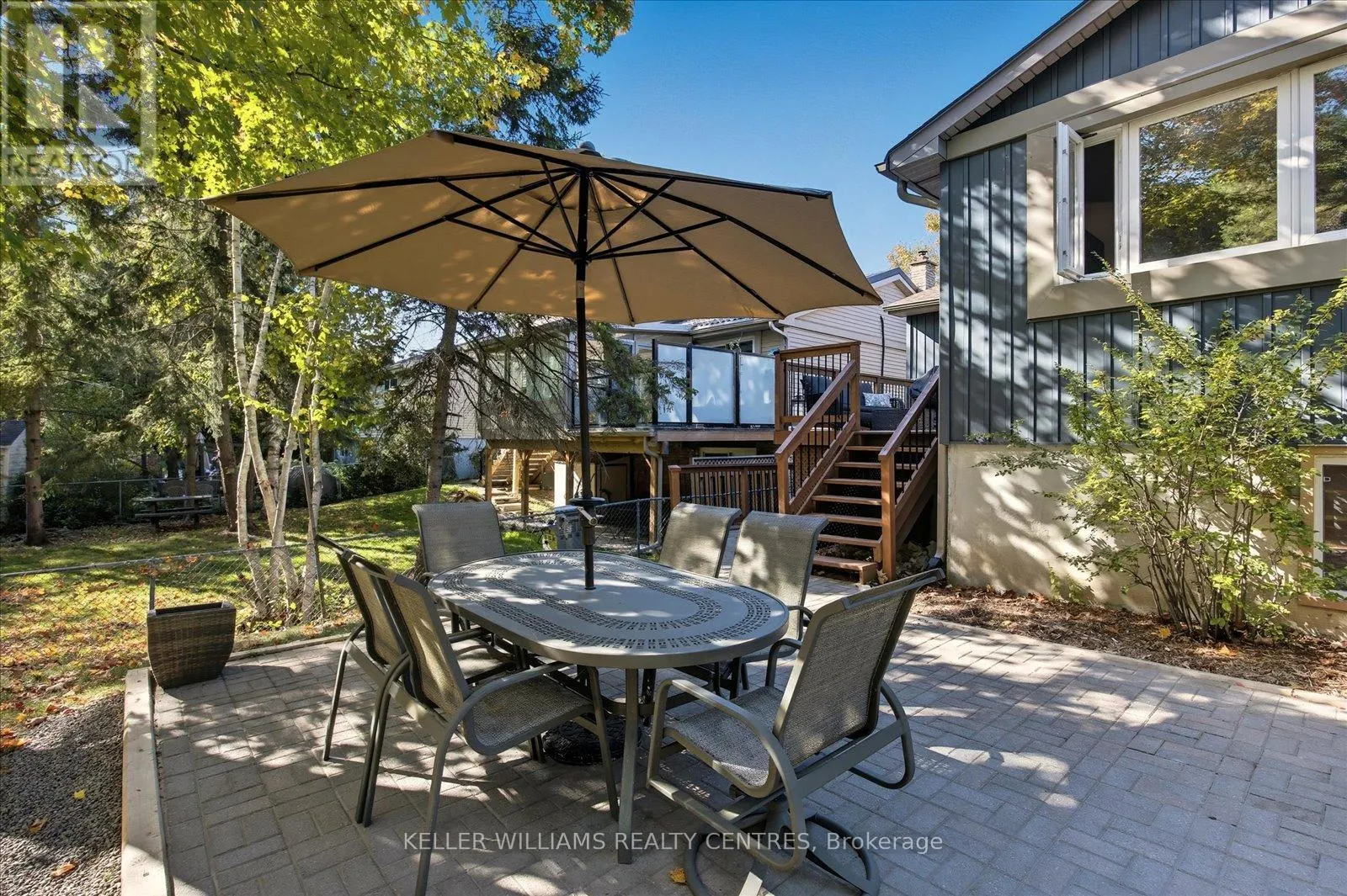 916 ELGIN STREET