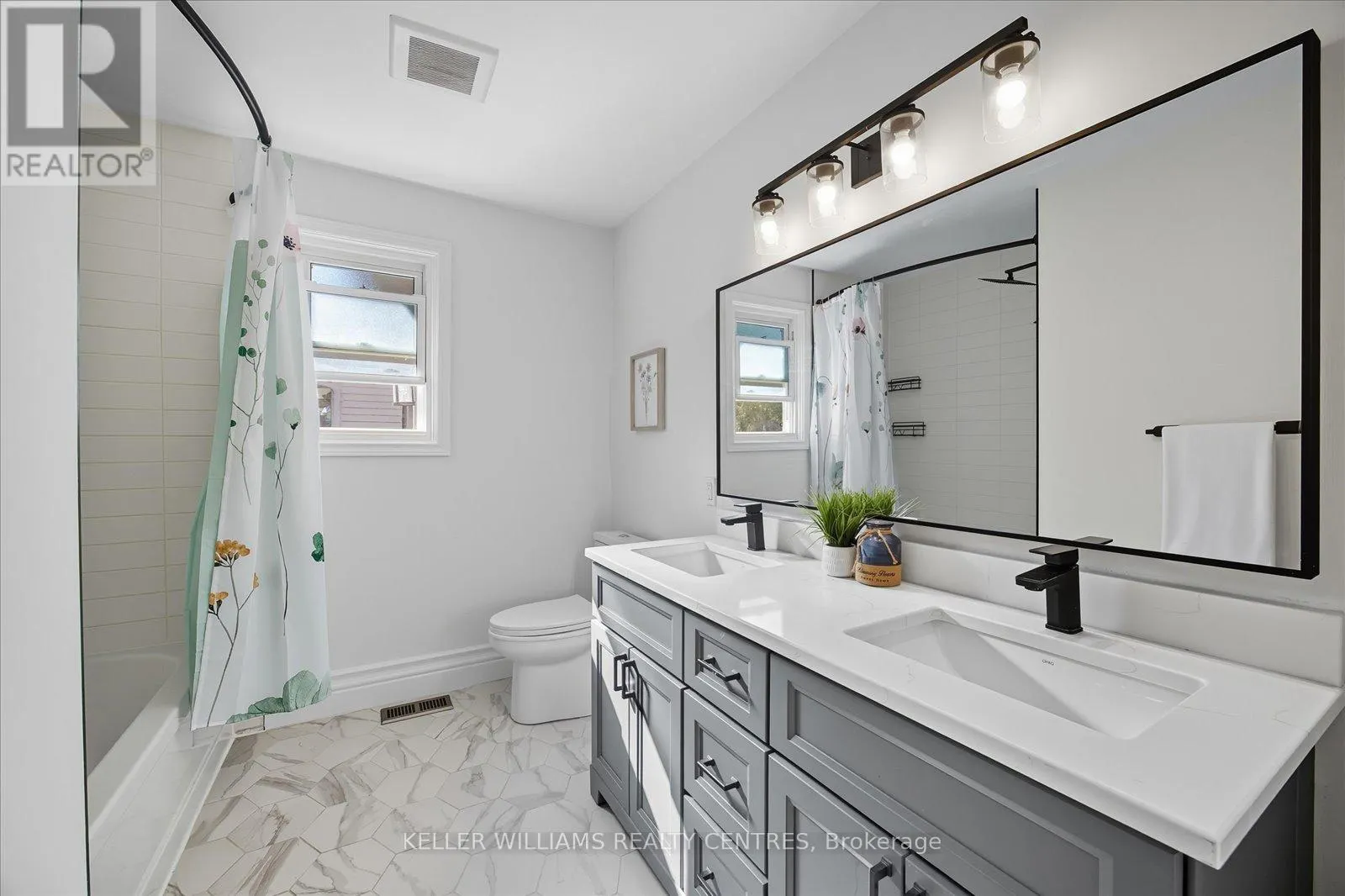 916 ELGIN STREET