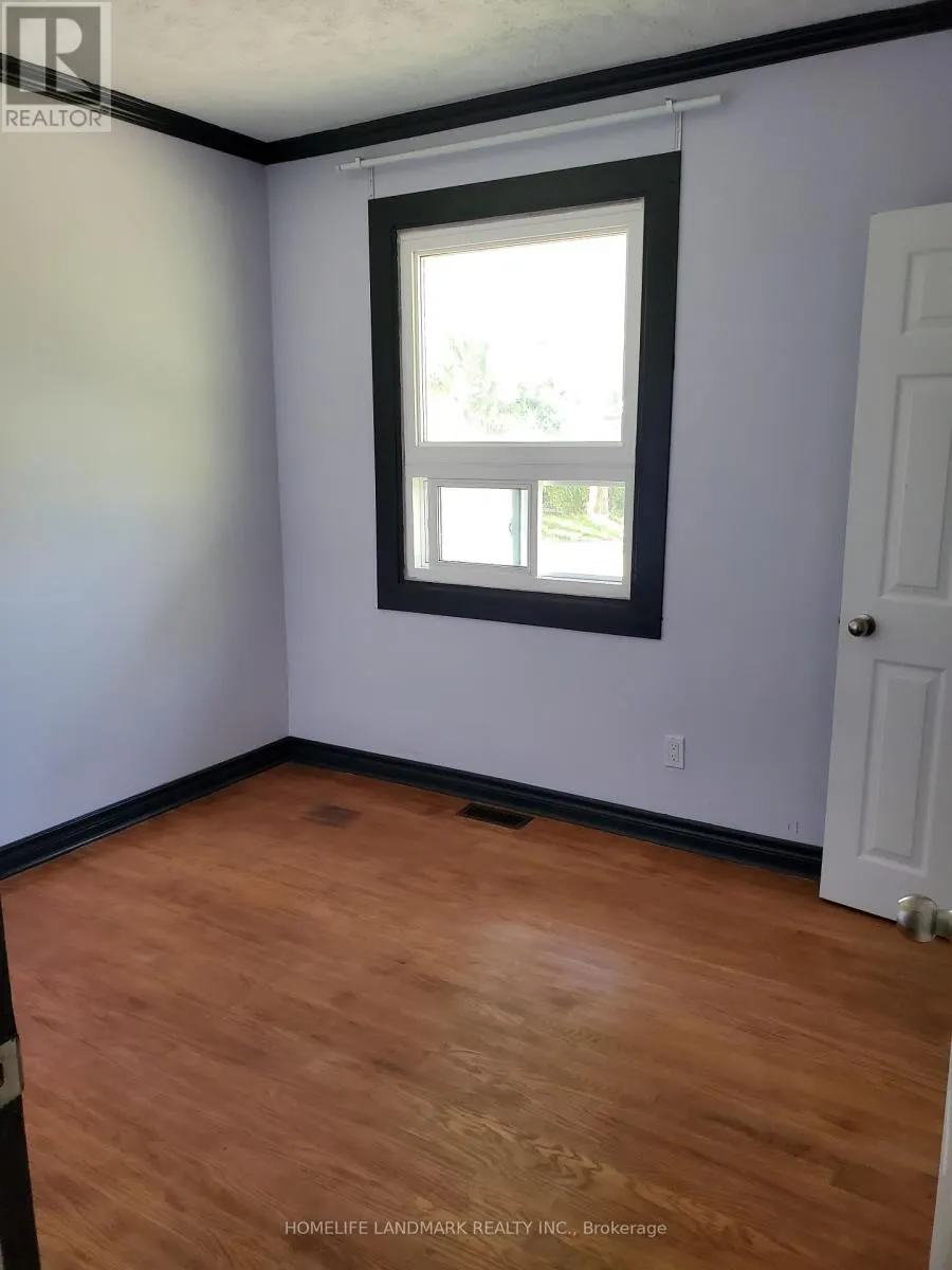 (MAIN FLOOR) - 2413 VIVIAN ROAD