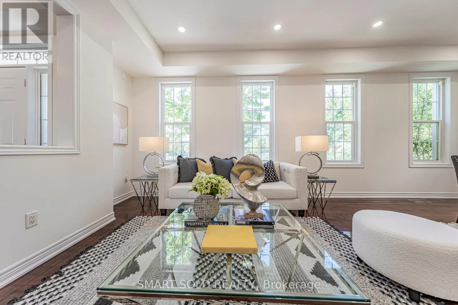 23 BONHEUR ROAD