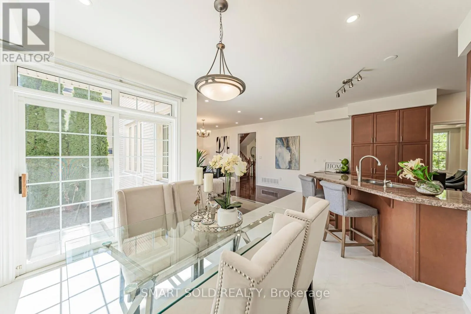 23 BONHEUR ROAD