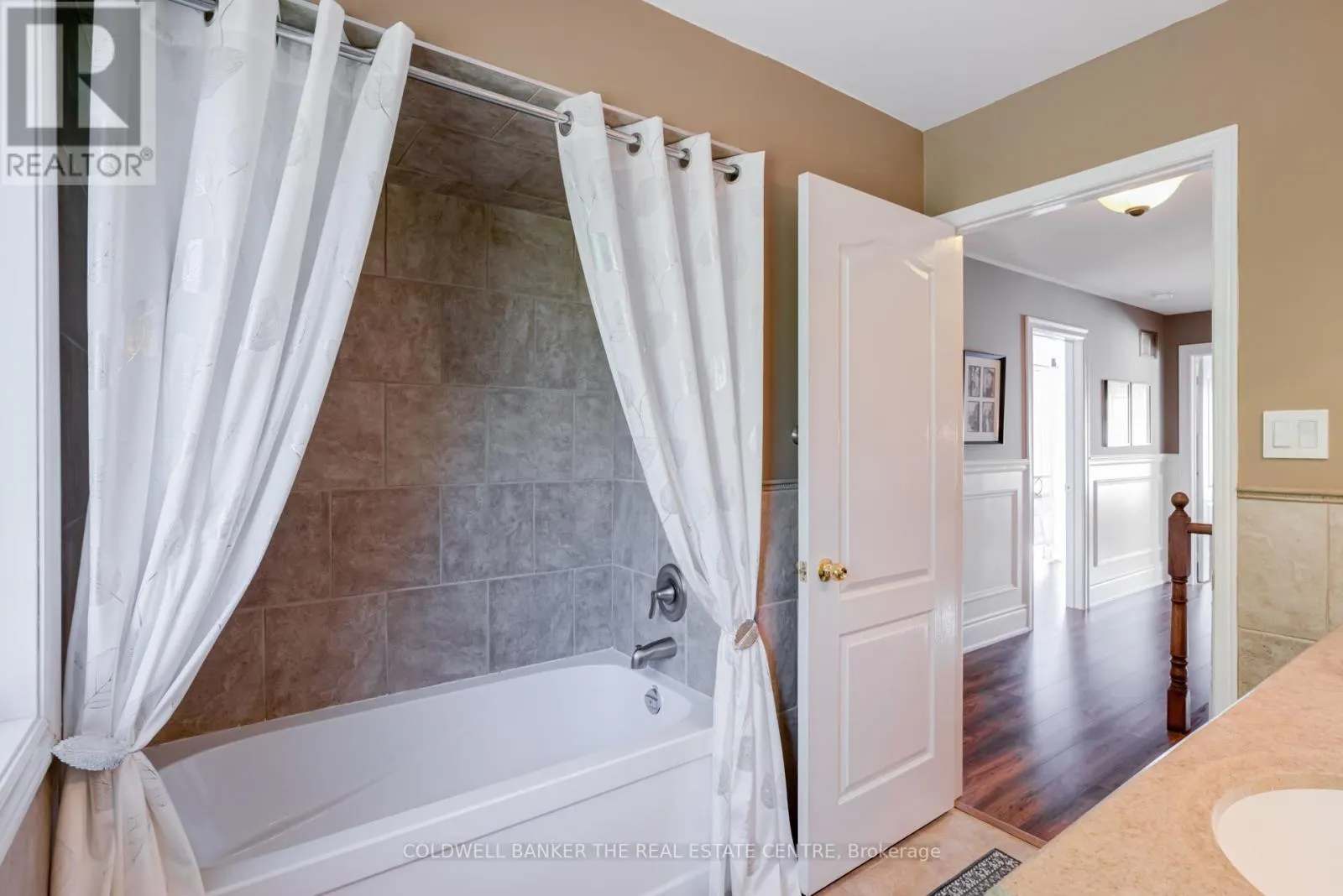 129 FOXTAIL RIDGE