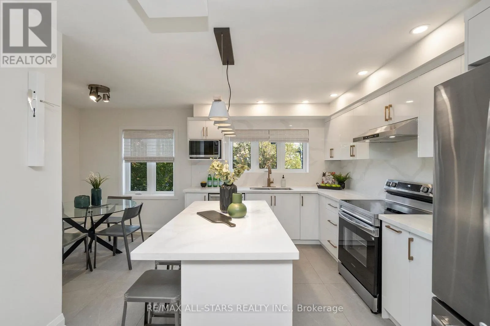 21 ROUGEHAVEN WAY