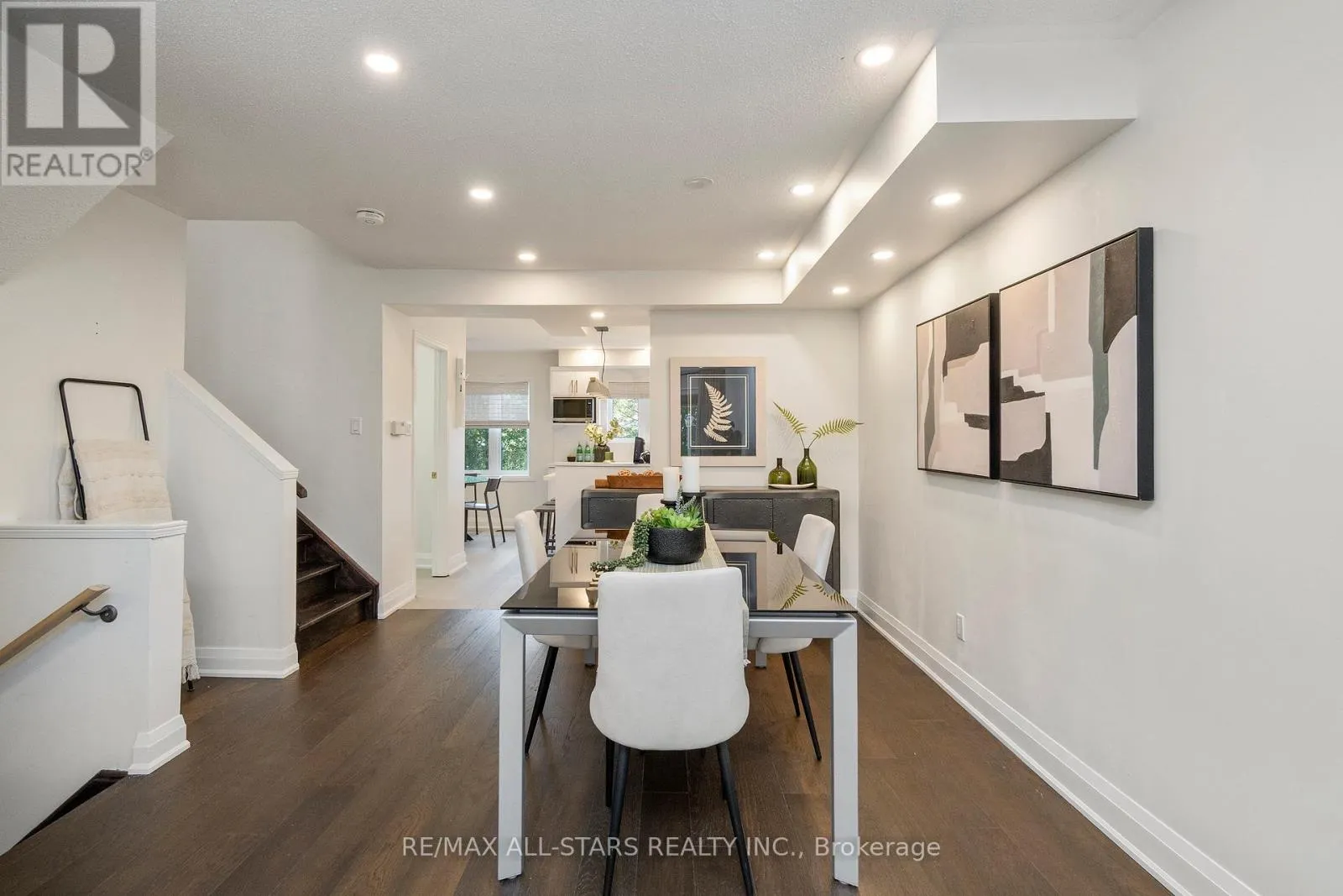 21 ROUGEHAVEN WAY