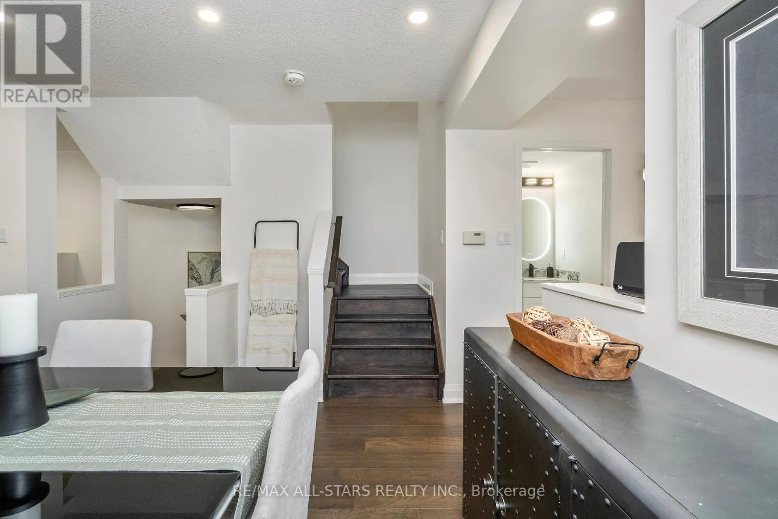 21 ROUGEHAVEN WAY