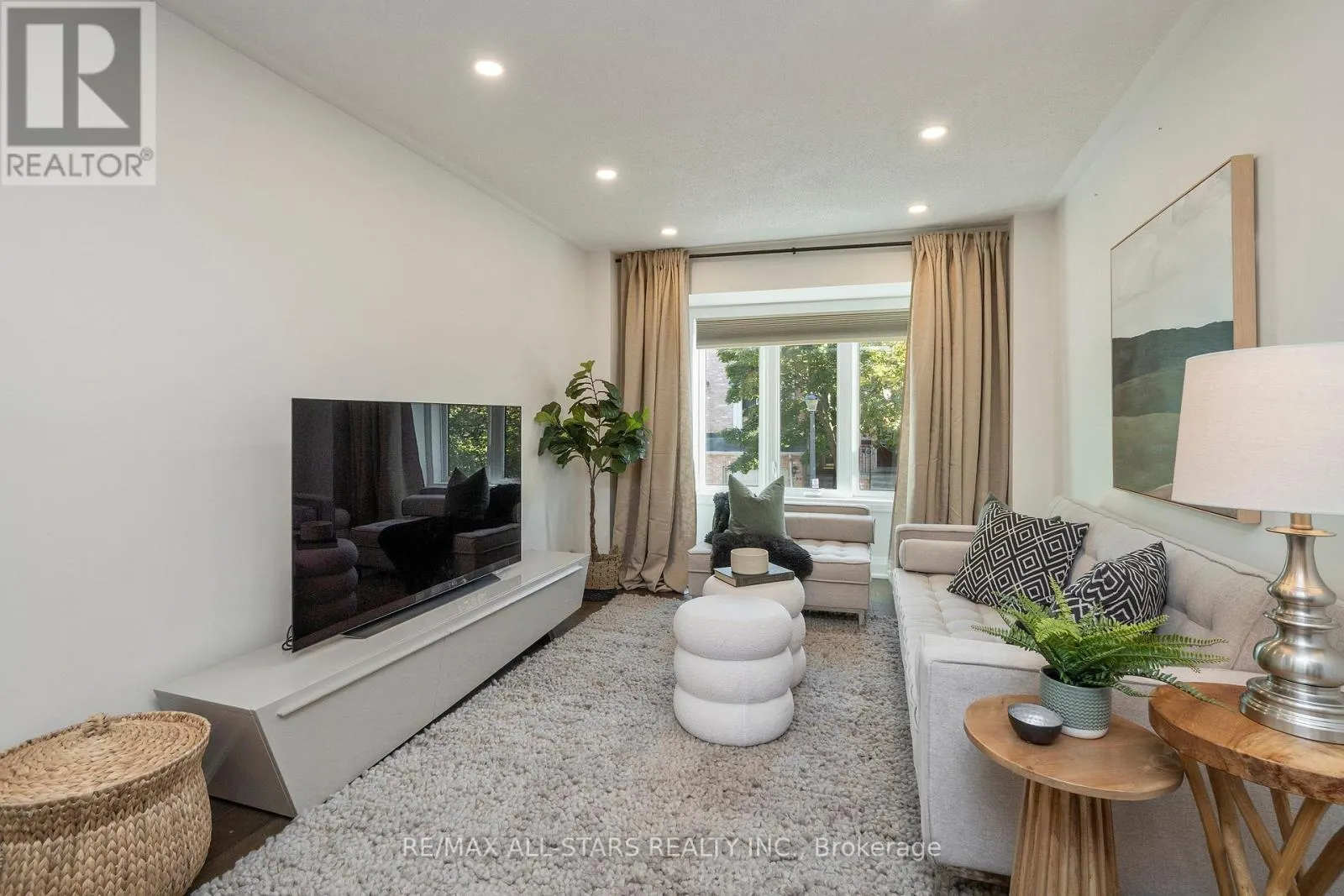 21 ROUGEHAVEN WAY