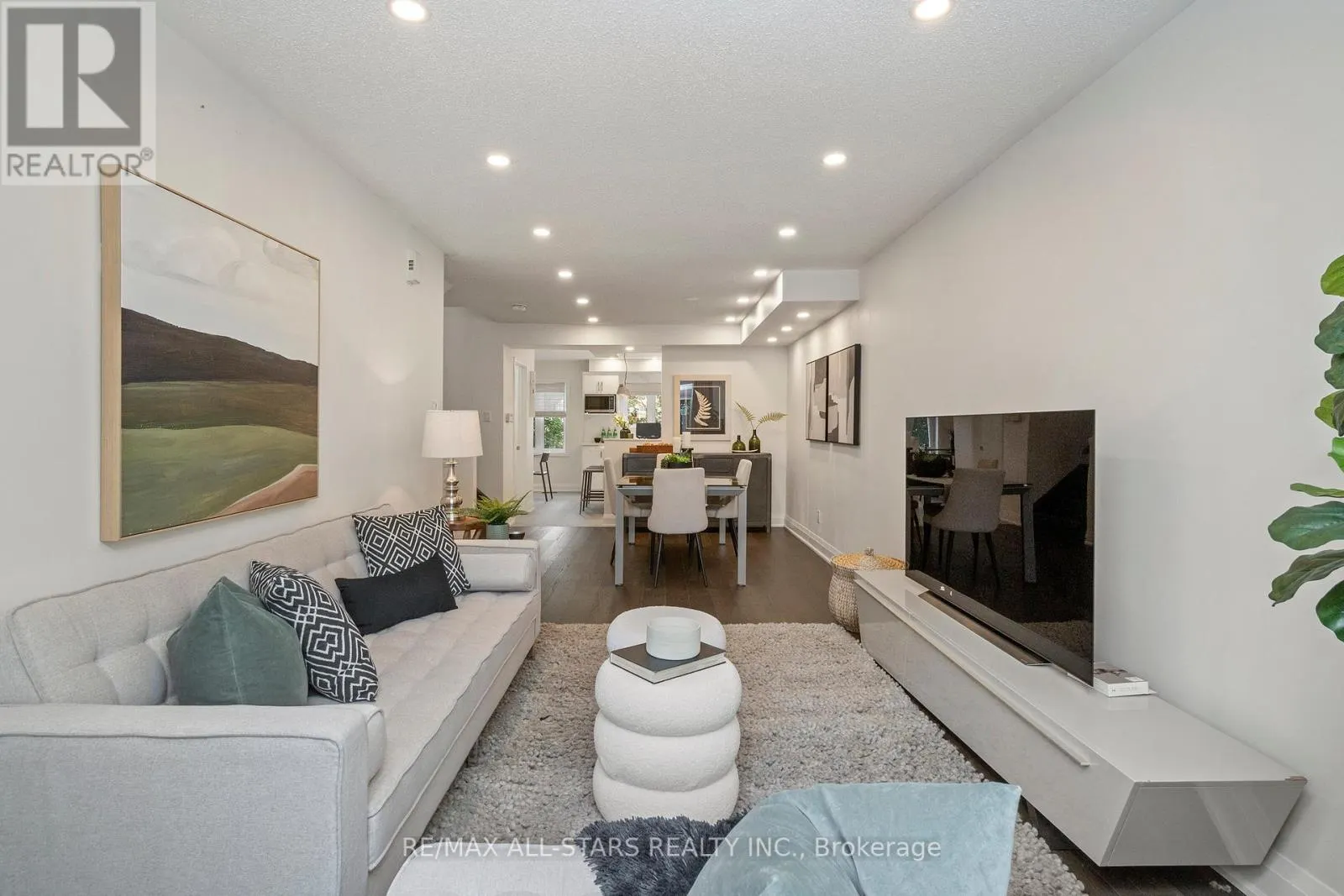 21 ROUGEHAVEN WAY