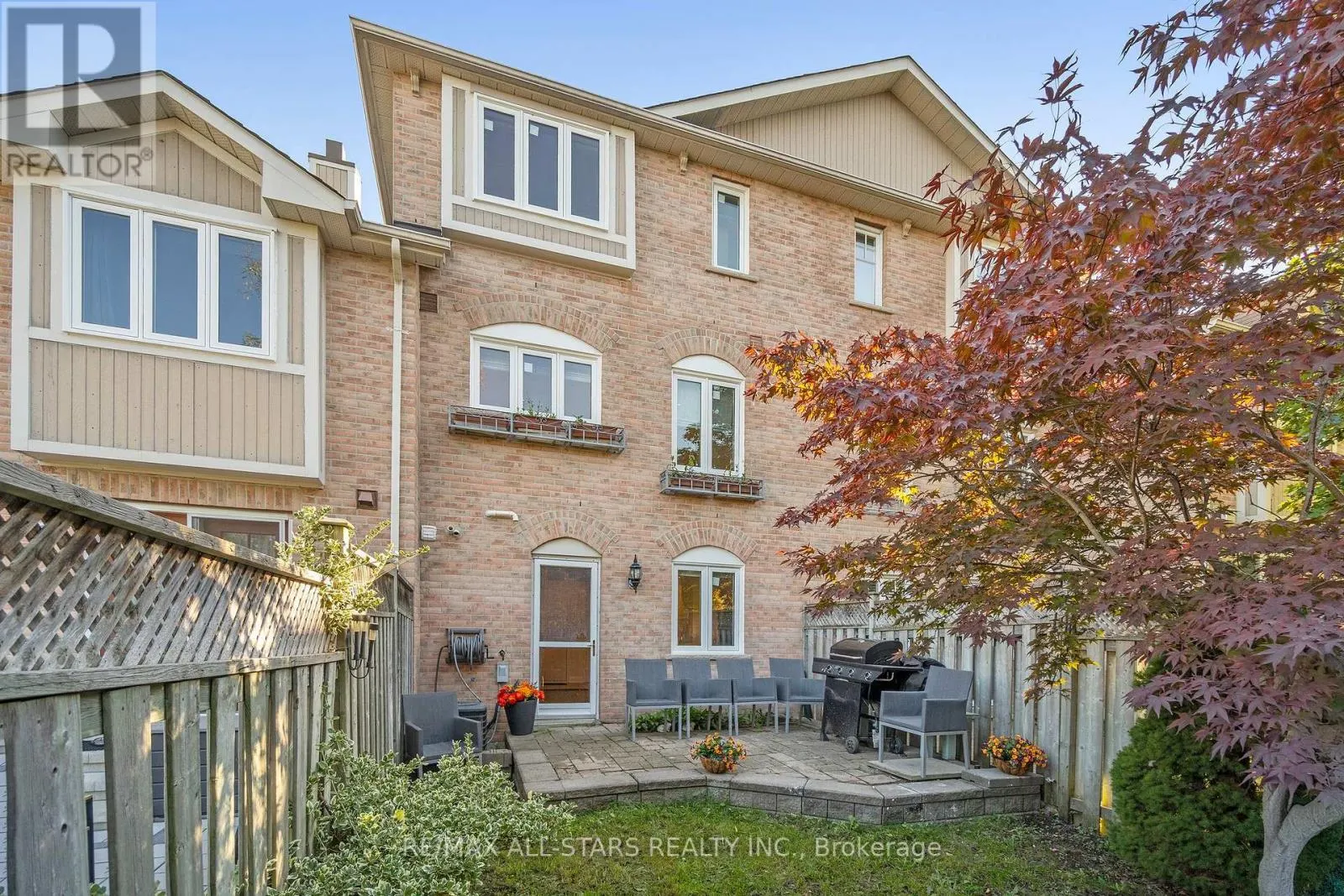 21 ROUGEHAVEN WAY