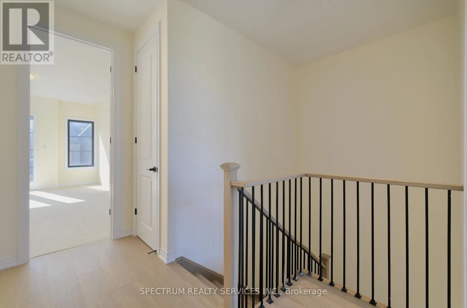 74 DE LA ROCHE DRIVE