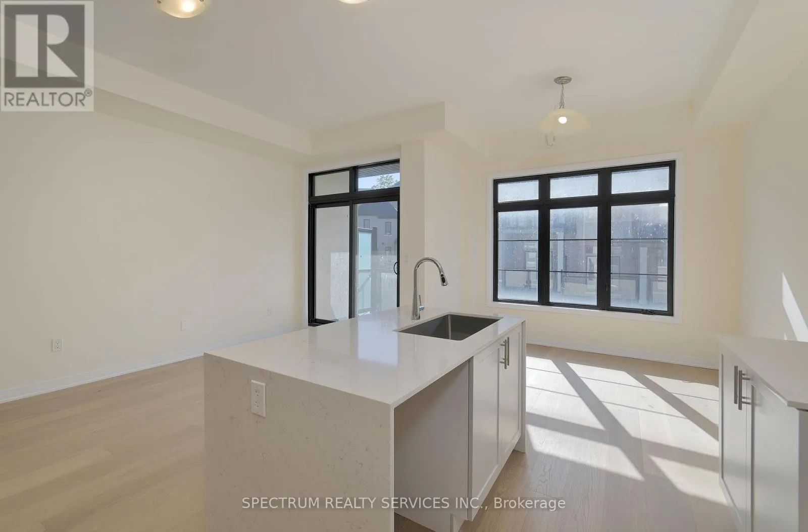 74 DE LA ROCHE DRIVE