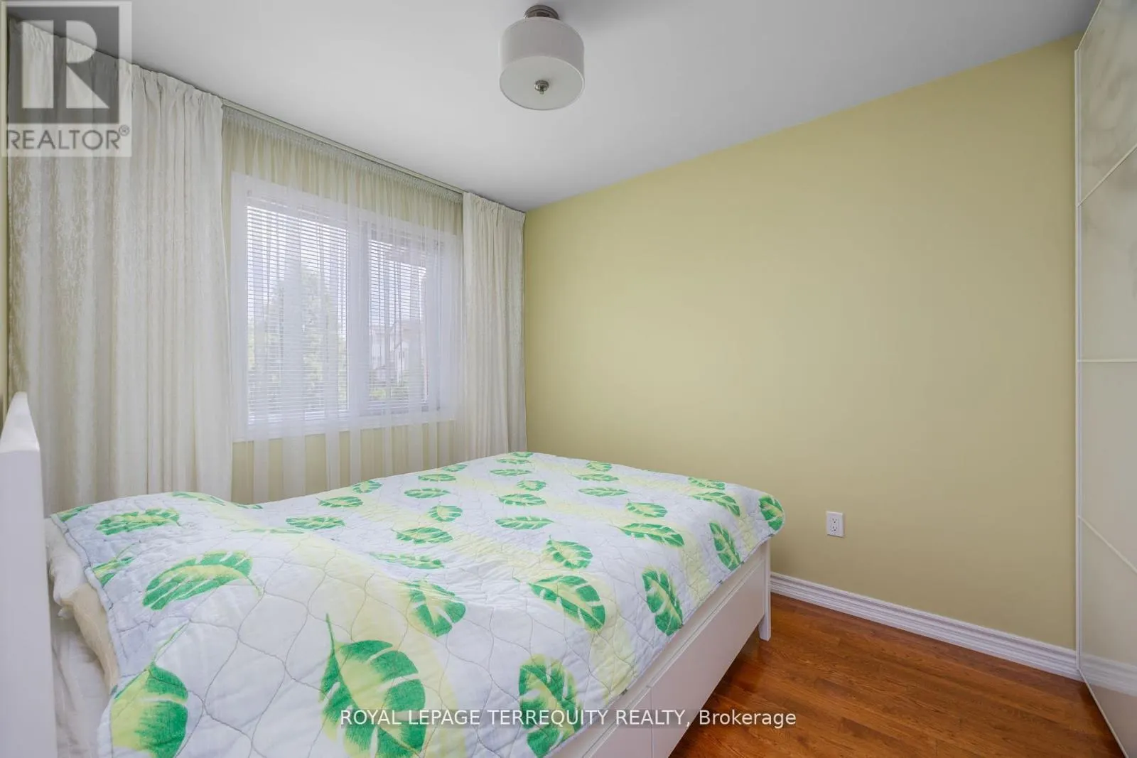 76 GOLDBROOK CRESCENT