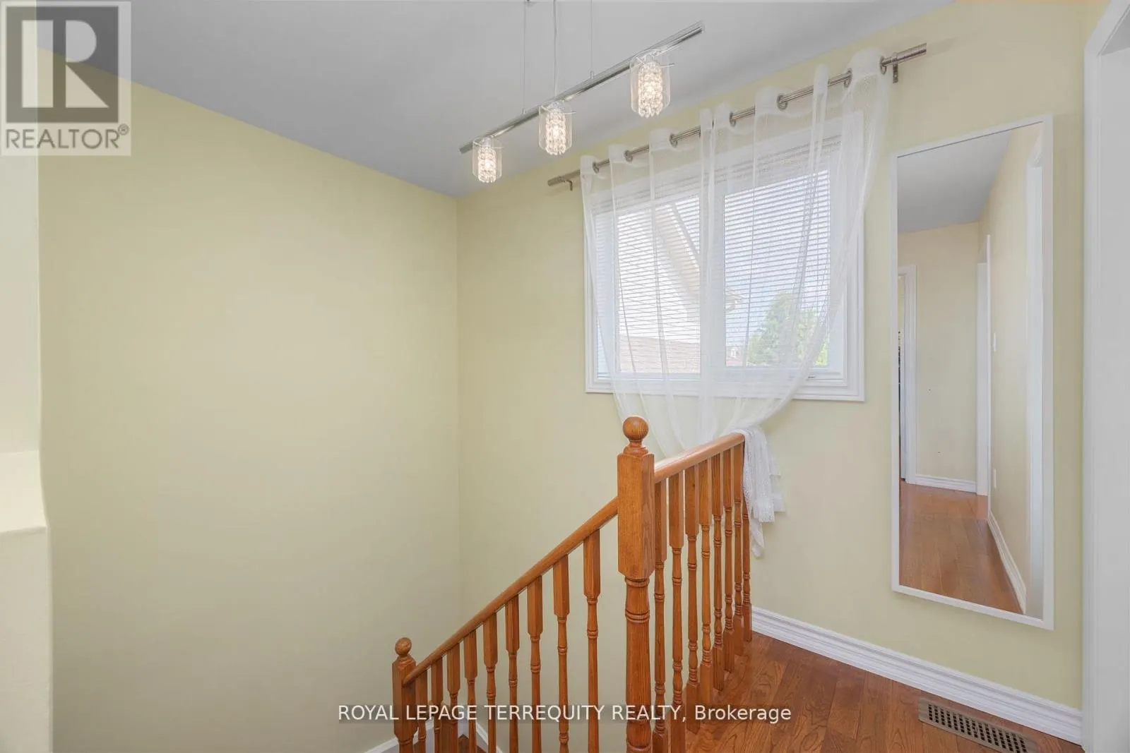76 GOLDBROOK CRESCENT