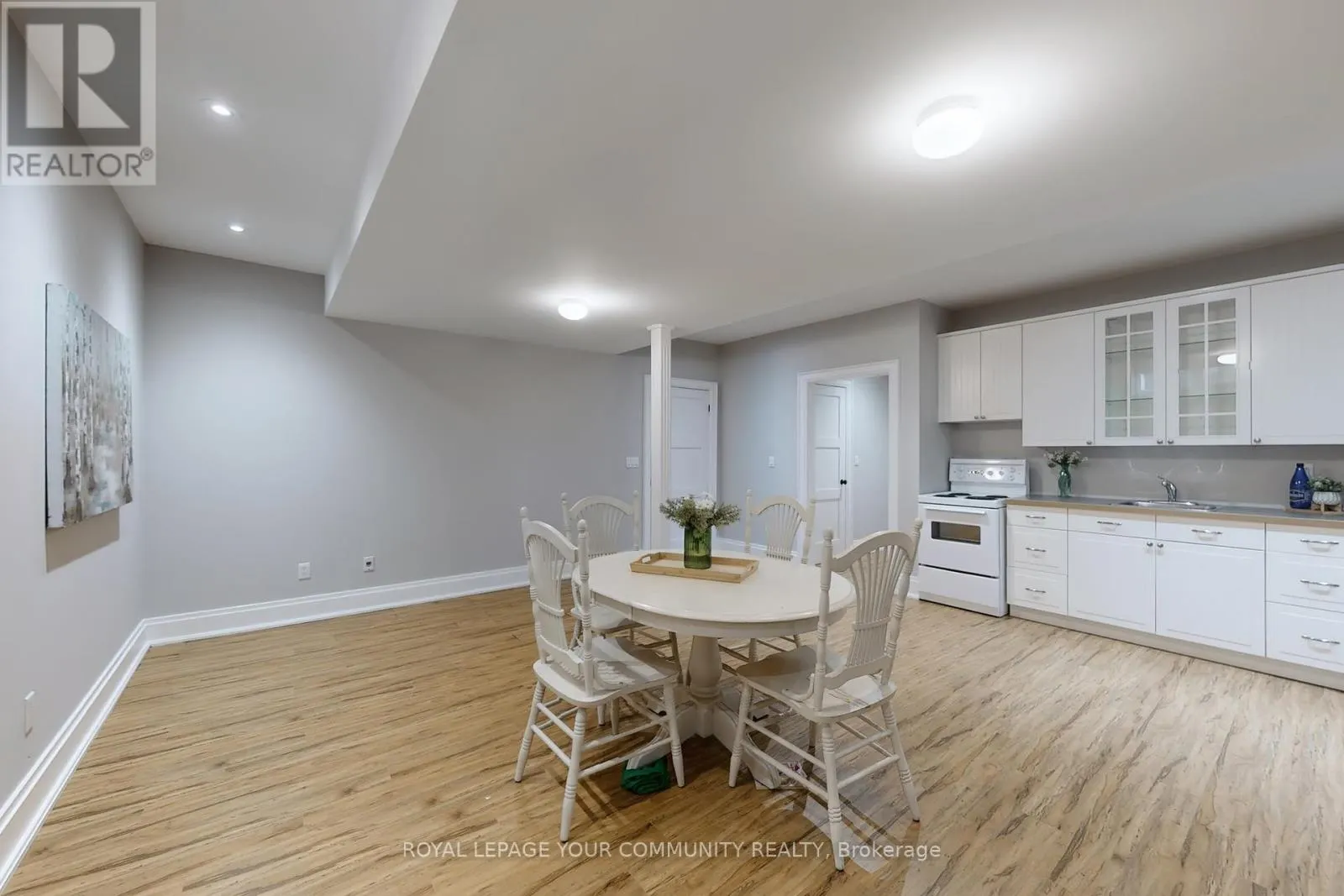166 GRANDVISTA CRESCENT