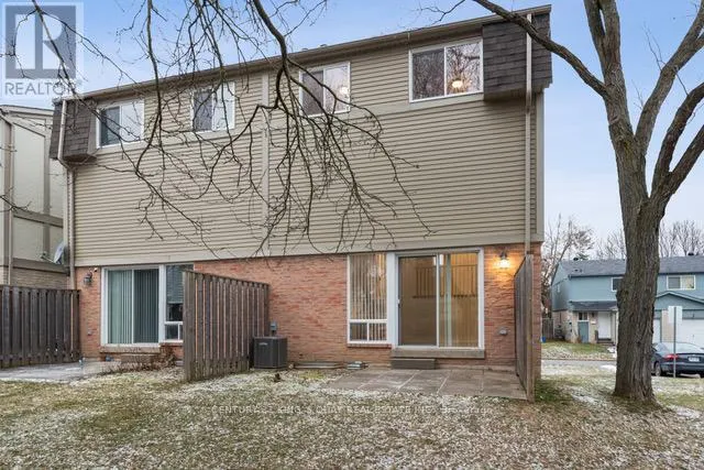 37 NEW PORT WAY