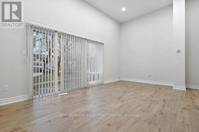 37 NEW PORT WAY