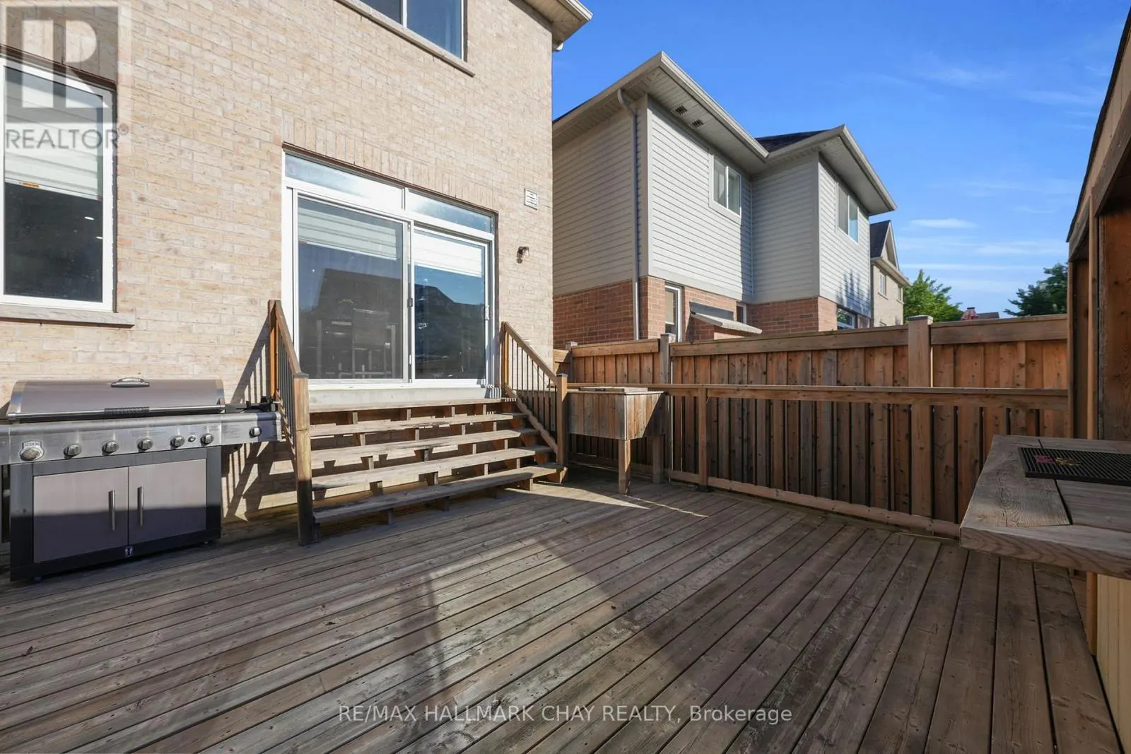 38 SYDIE LANE