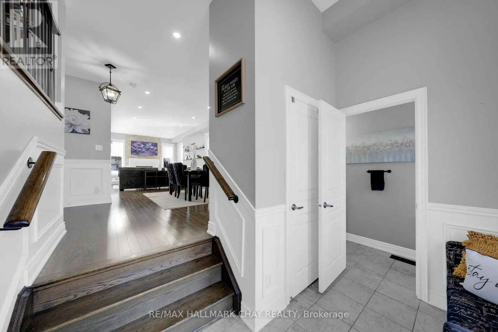 38 SYDIE LANE