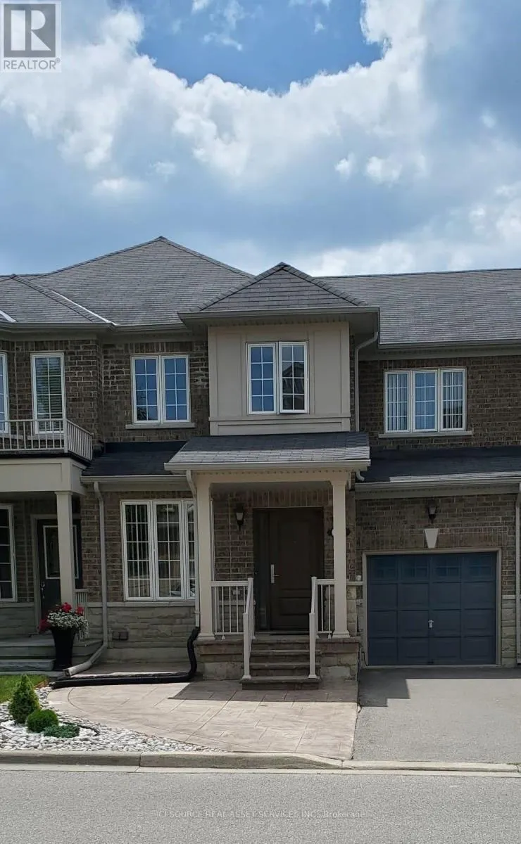 11 LEVELLANDS CRESCENT