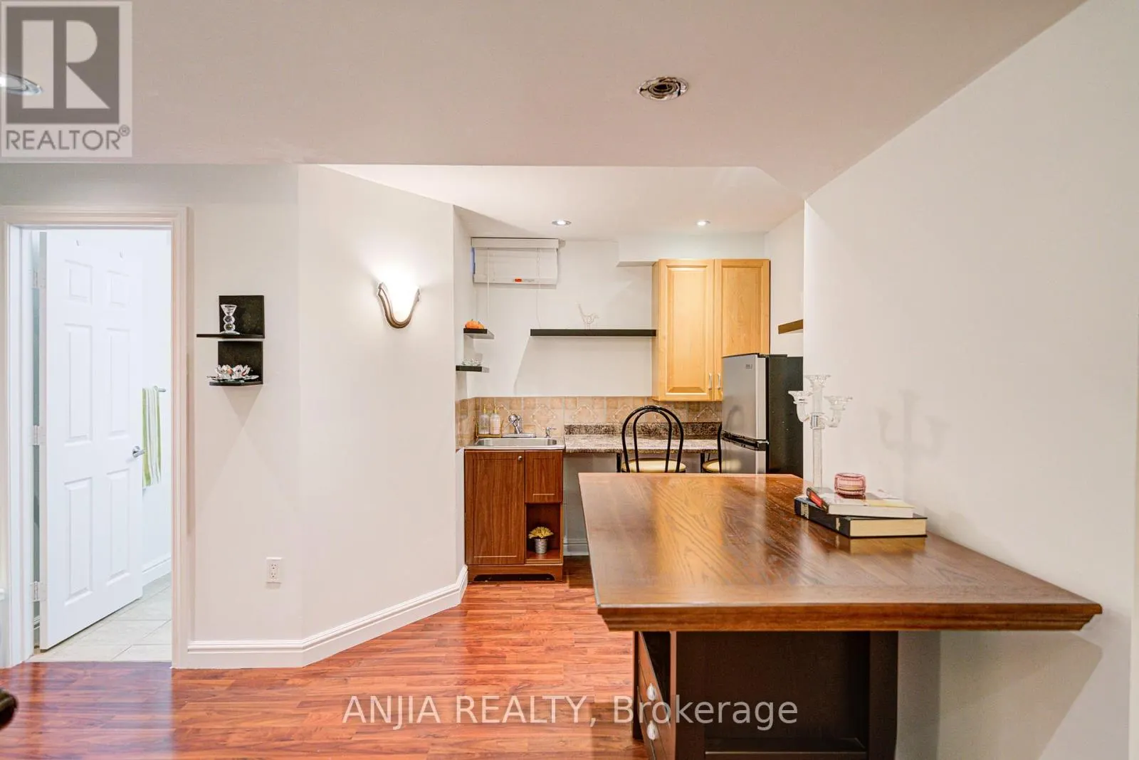 97 BLACKTHORN DRIVE