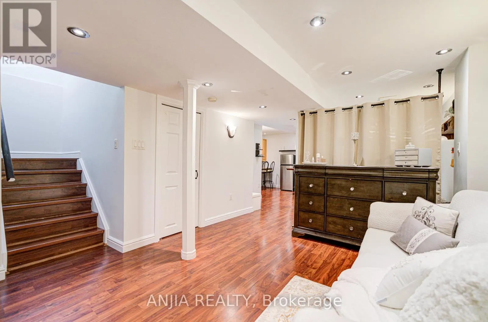 97 BLACKTHORN DRIVE