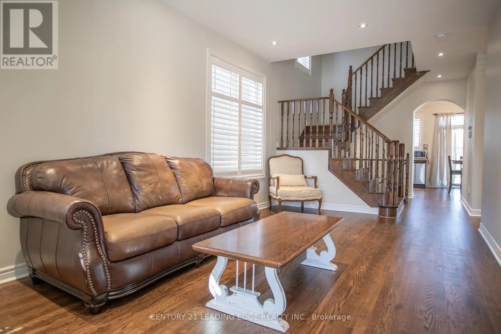 327 MANTLE AVENUE