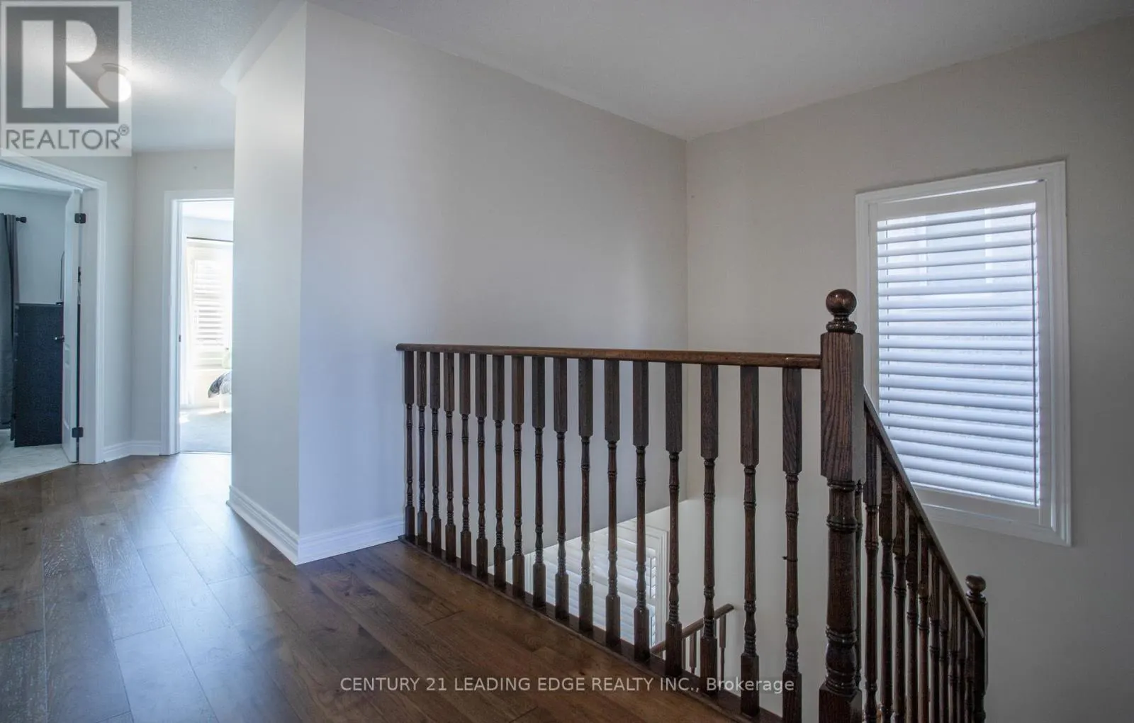 327 MANTLE AVENUE