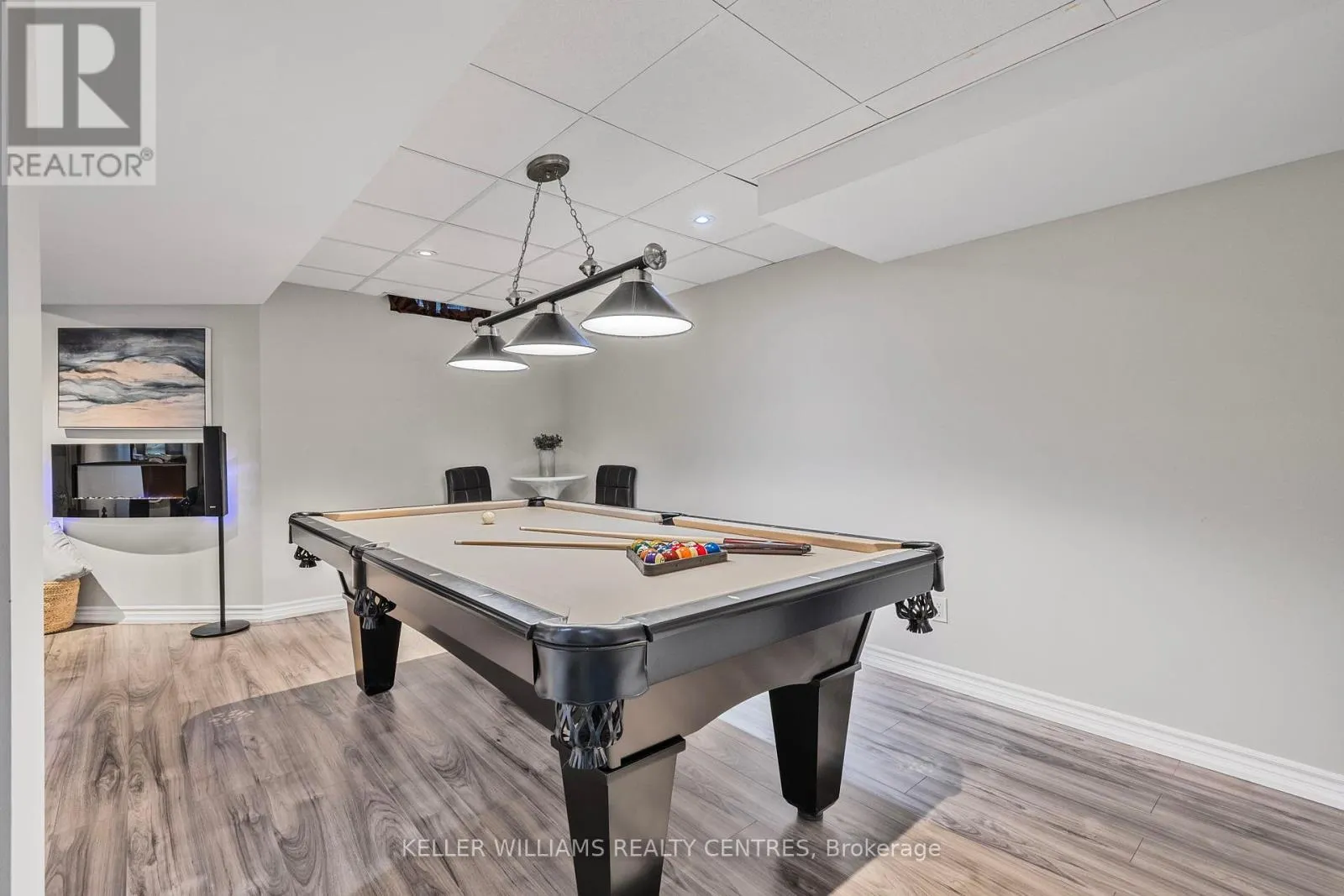 41 BONNY MEADOWS DRIVE