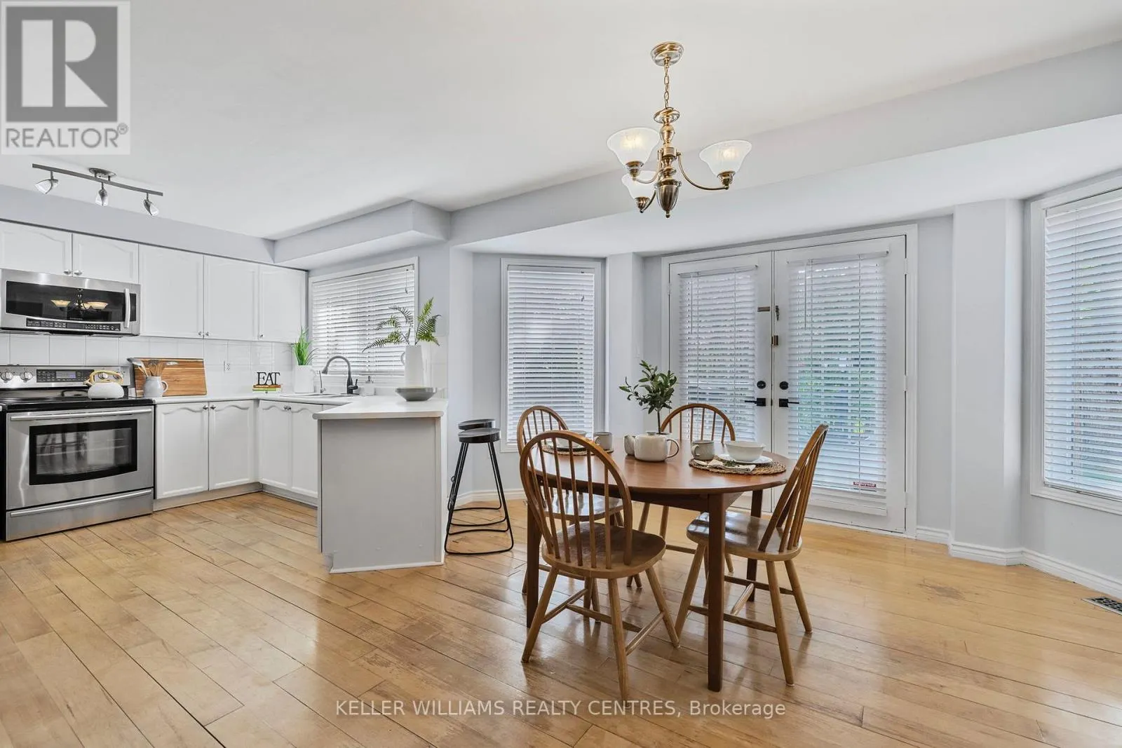 41 BONNY MEADOWS DRIVE