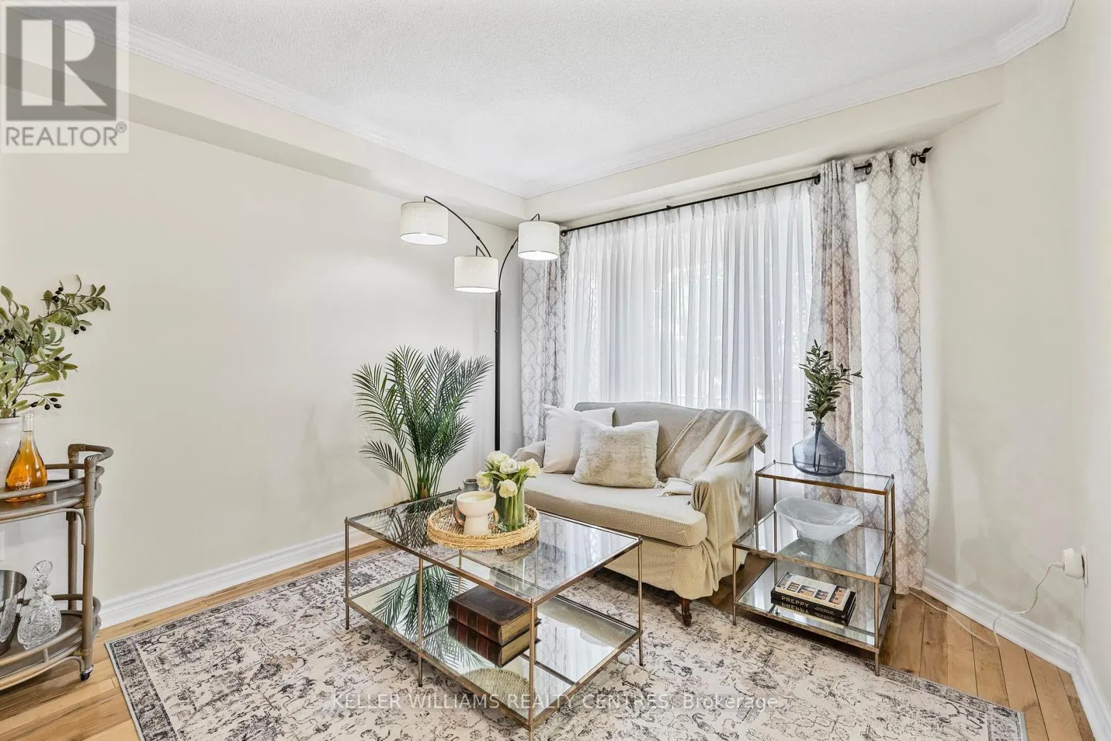 41 BONNY MEADOWS DRIVE