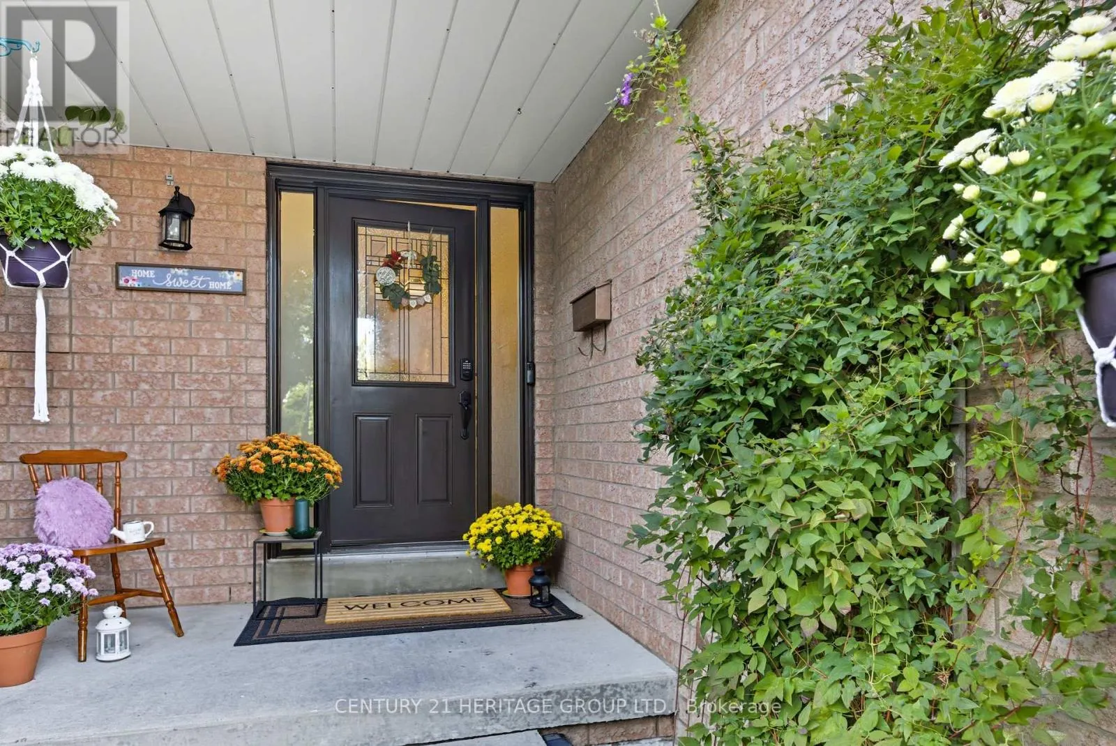 398 CARRUTHERS AVENUE
